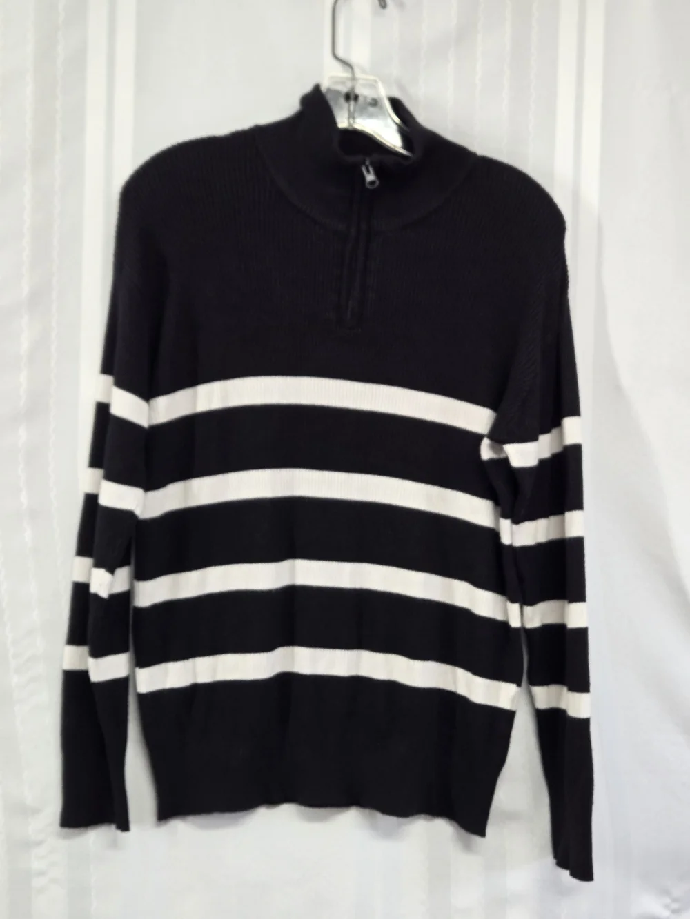 CULTURE  Men's Black & White Striped Half-Zip Sweater SIZR XL